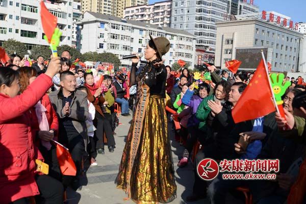 Ů����(d��)����ֻ�С����Ʋ� �zӰ��.jpg