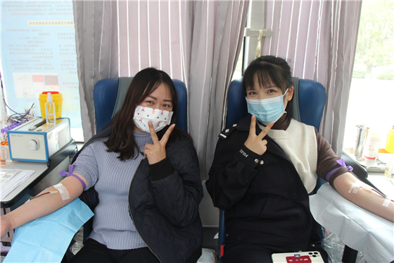 人民警察一心為民，捋袖捐血鐵血柔情——安康市公安局積極開展冬季獻(xiàn)血活動(dòng)