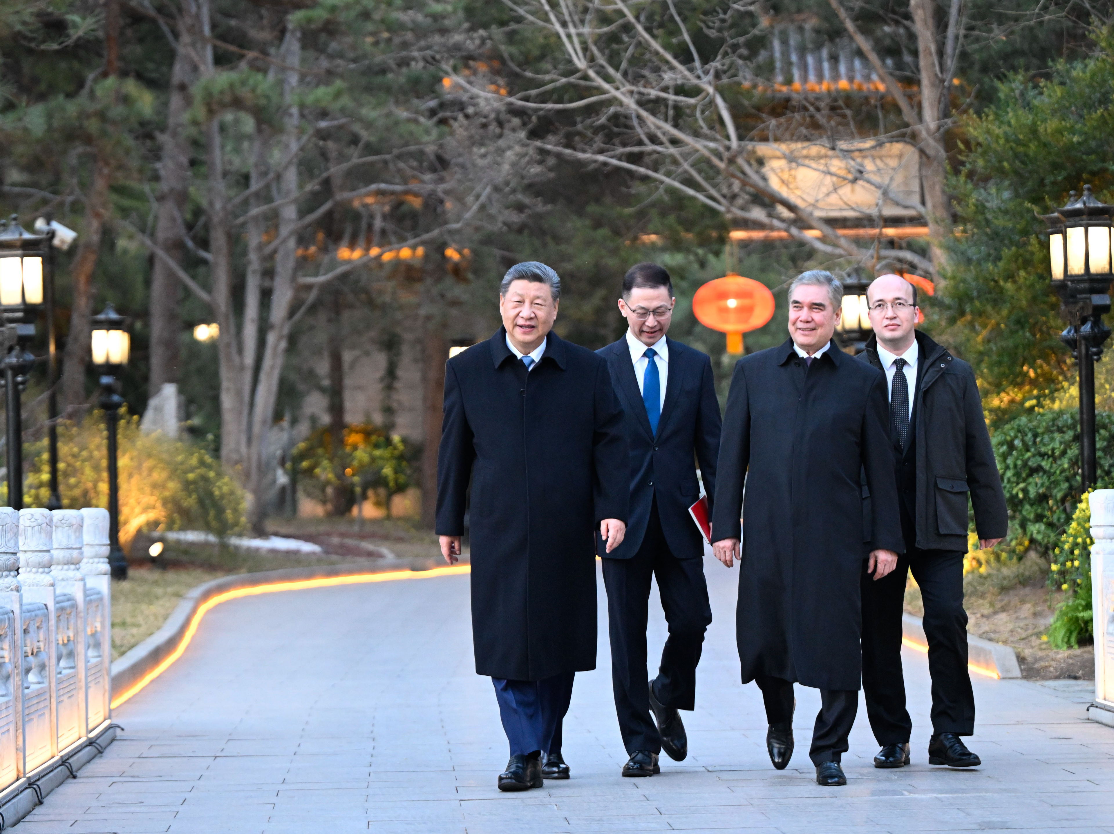 2026年3月18日，國(guó)家主席習(xí)近平在北京會(huì)見(jiàn)土庫(kù)曼斯坦民族領(lǐng)袖、人民委員會(huì)主席別爾德穆哈梅多夫。